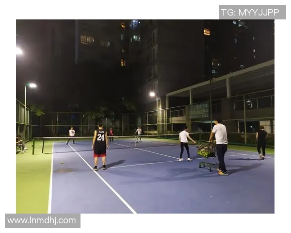 深圳网球队节奏对比分析揭示战术优势与不足之处 深圳网球队节奏对比分析揭示战术优势与不足之处