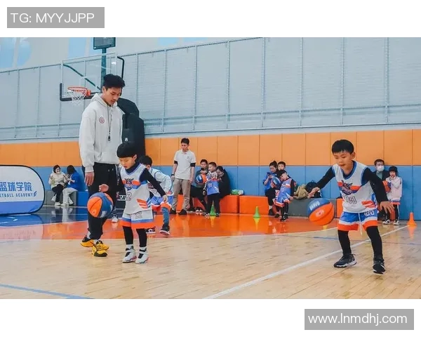 篮球人生的旅程:陈军谈自己的篮球生涯与成长故事 篮球人生的旅程:陈军谈自己的篮球生涯与成长故事