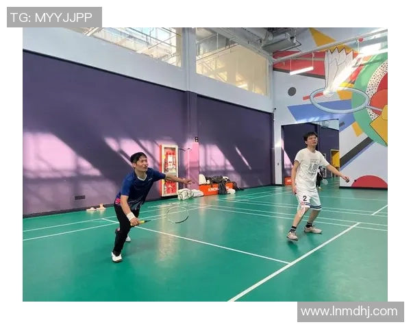 羽毛球战术解析:探秘北京羽毛球队的防守反击体系与实战应用 羽毛球战术解析:探秘北京羽毛球队的防守反击体系与实战应用