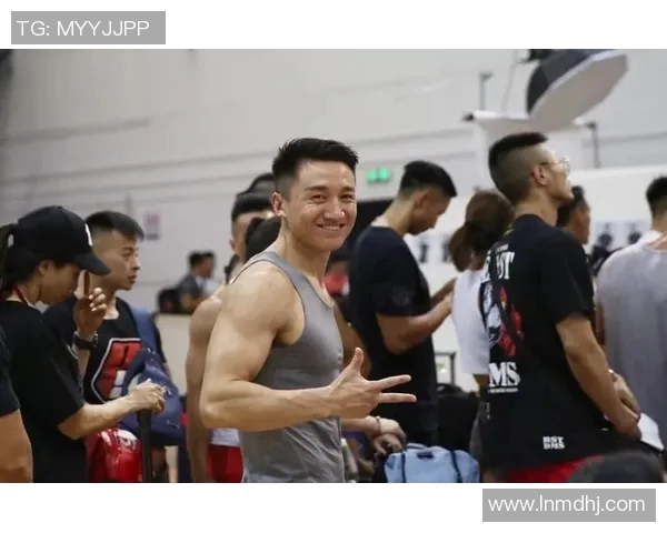 足球明星健美大赛盛况空前各路球星齐聚展现健美风采