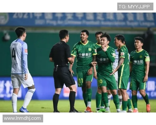 重庆篮球队以67分领跑选拔赛积分榜展现强劲实力